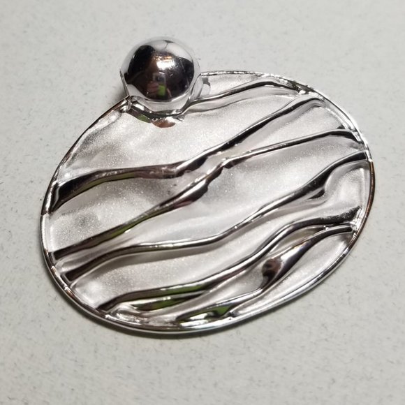 925 Sterling Silver Handcrafted Textured Two Tone Cascading Waves Oval Pendant - Picture 1 of 6